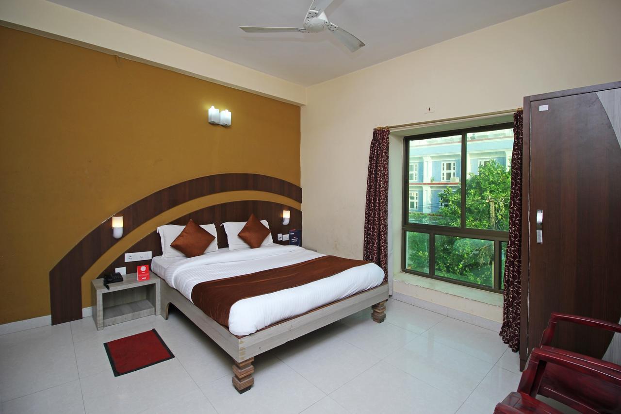 Oyo 7680 Park Lagoon Hotel Puri Ngoại thất bức ảnh