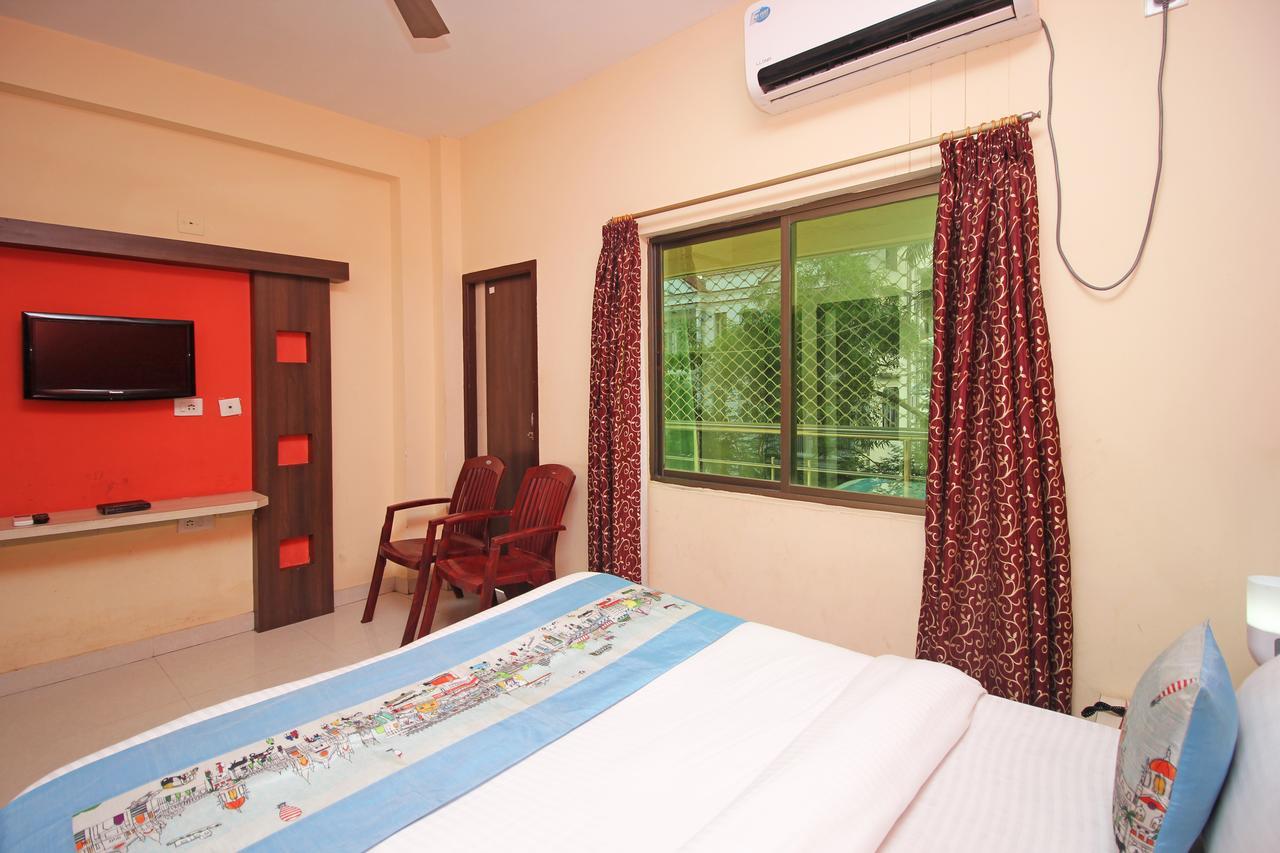 Oyo 7680 Park Lagoon Hotel Puri Ngoại thất bức ảnh